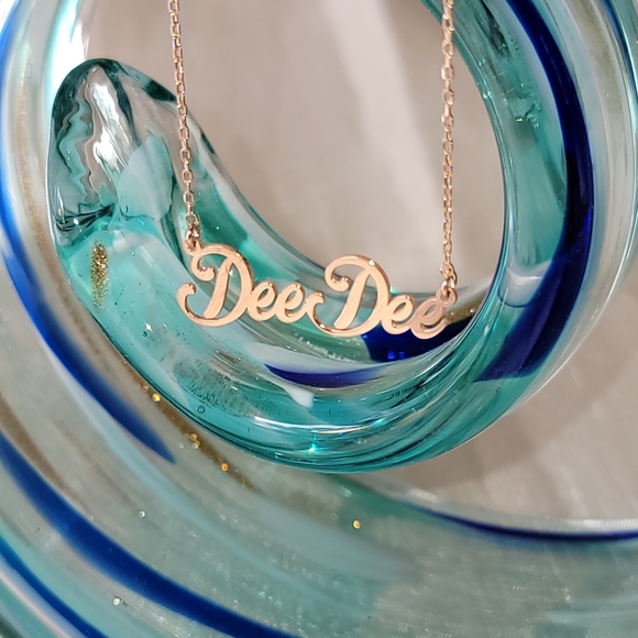 Minimalist Personalized Name Necklace, Silver, Gold, Rose Gold - Picture 4 of 4